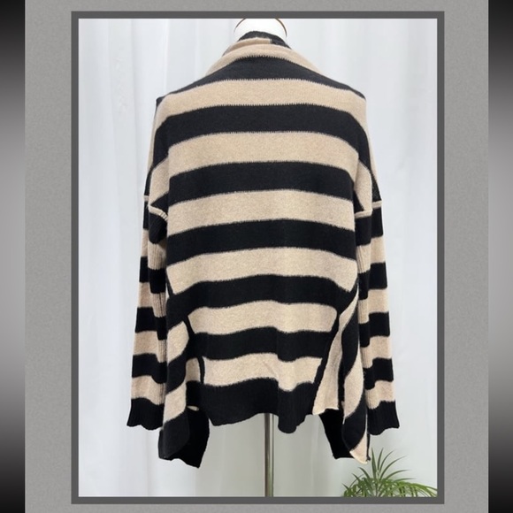 360 CASHMERE Black and Tan waterfall collar long sleeve tie front sweater - Picture 2 of 14